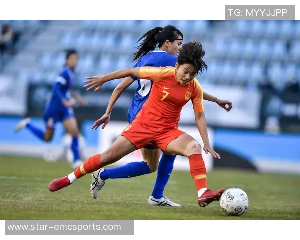 黄强深度解析足球战术与技巧独家分享提升球技的实用心得